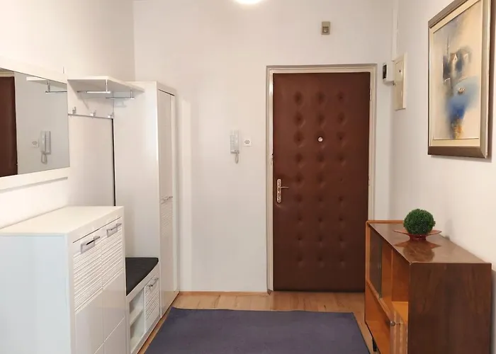 Stella Maris, In The Center