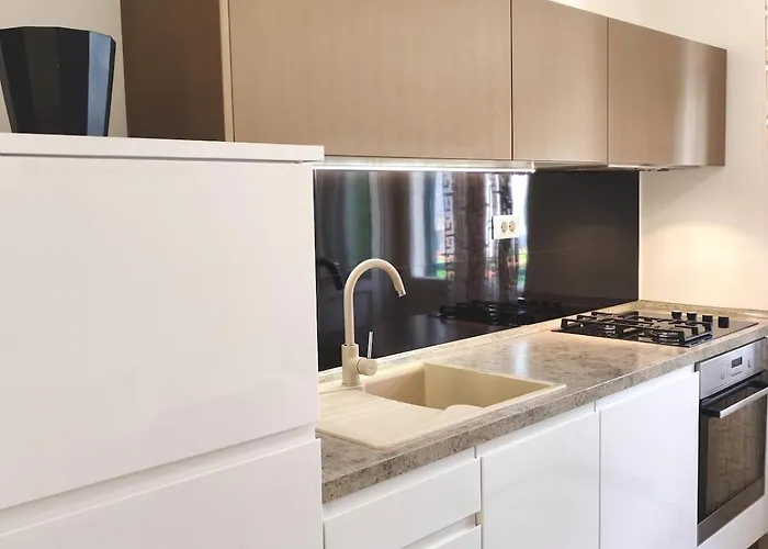 Stella Maris, In The Center * Split